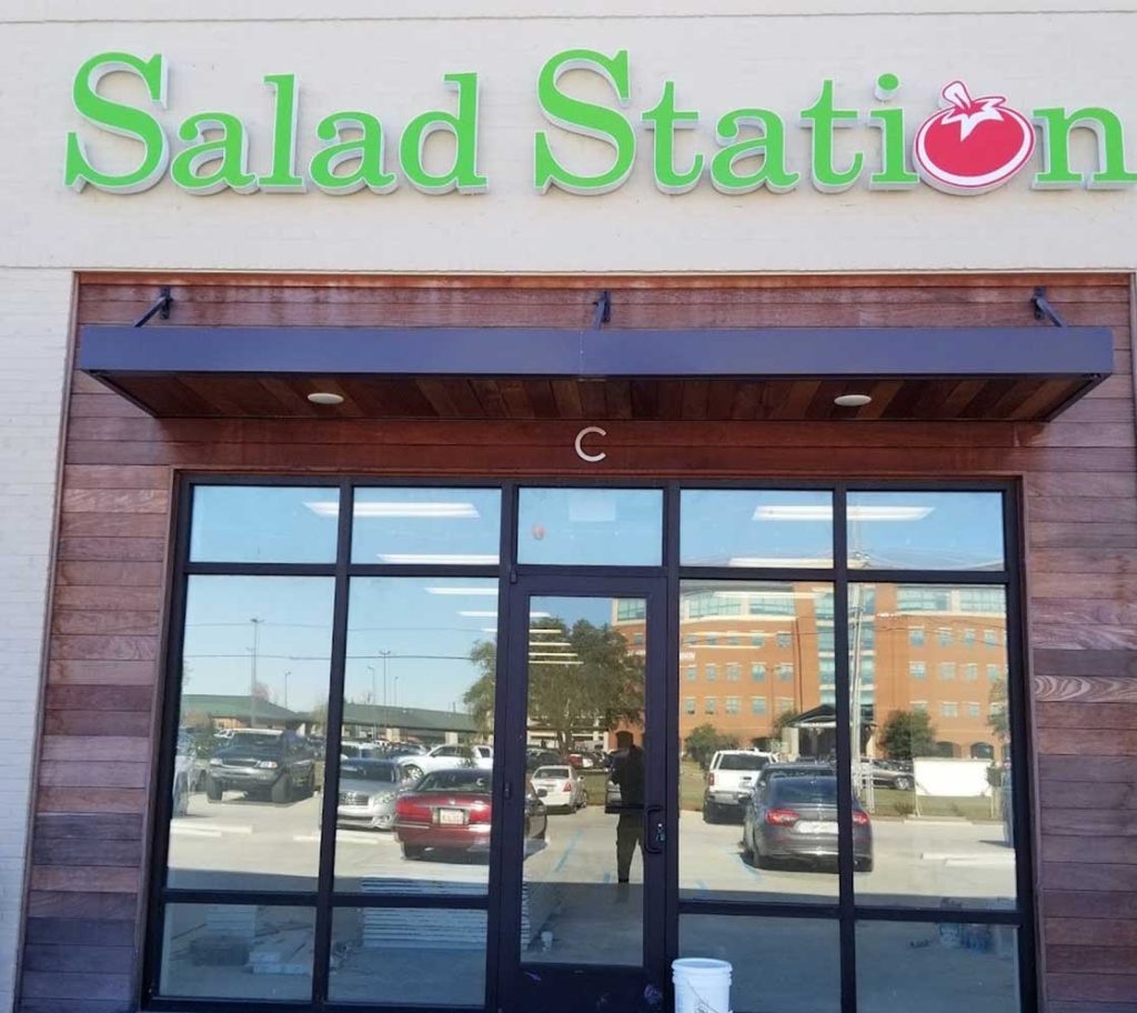 salad station channel letter sign
